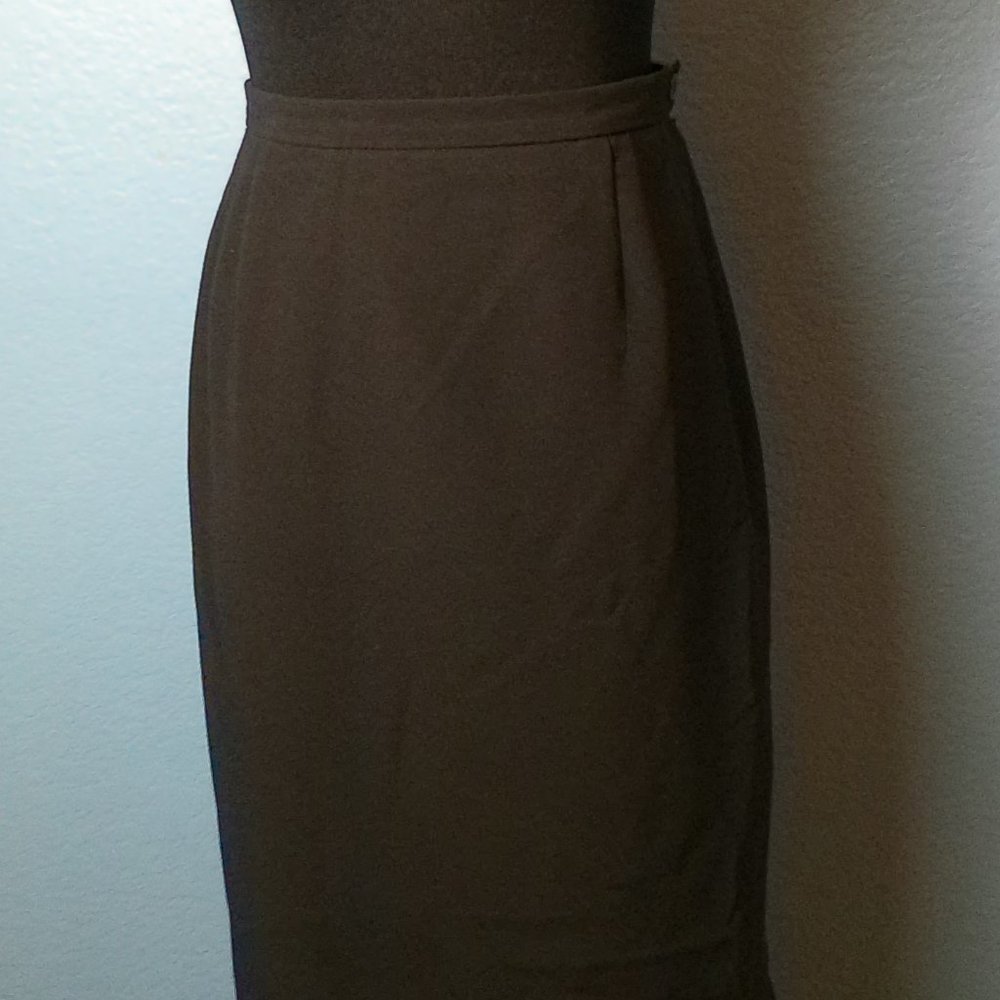 Black Skirt in Great Condition. Only $9!